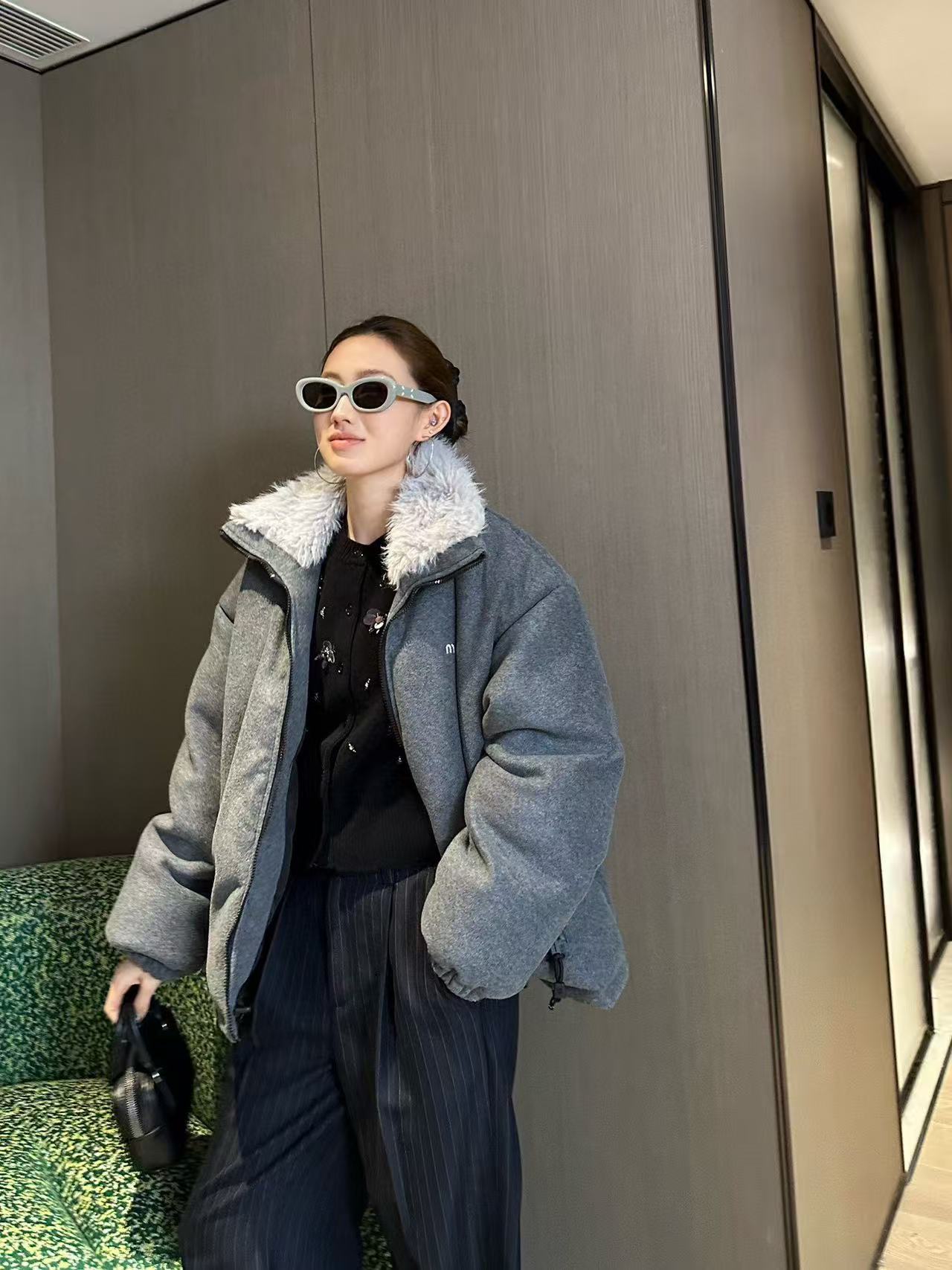 社團重磅福利款-MIU MIU 抓絨寬鬆羽絨外套 時尚 精品