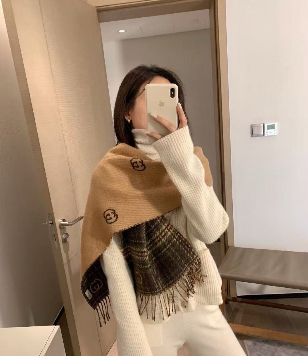 雙十一重磅特惠福利- Gucci 復古雙G格紋提花精品圍巾