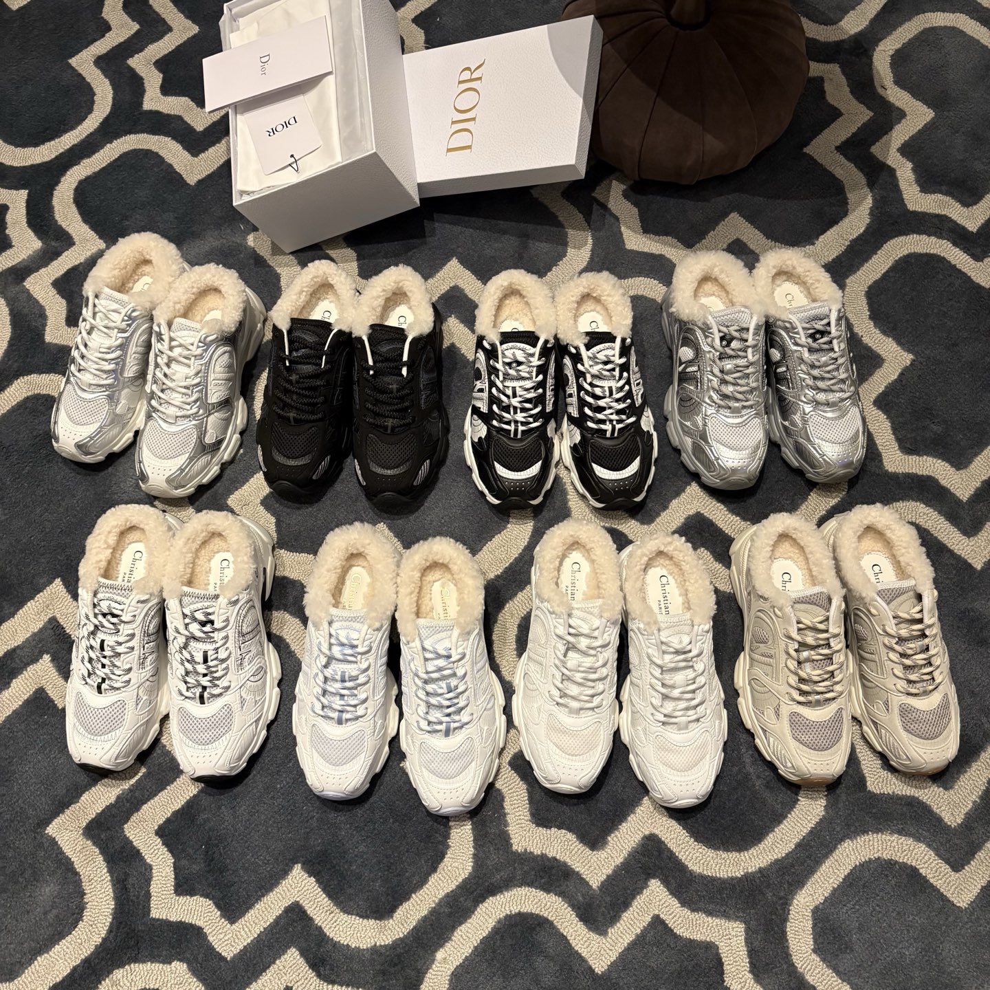 Dior  露跟式皮毛一體運動鞋 精品 高仿