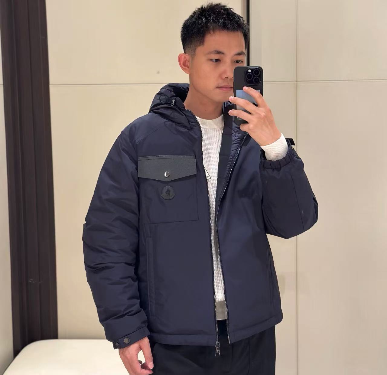 Moncler  口袋logo連帽羽絨外套 精工 A貨