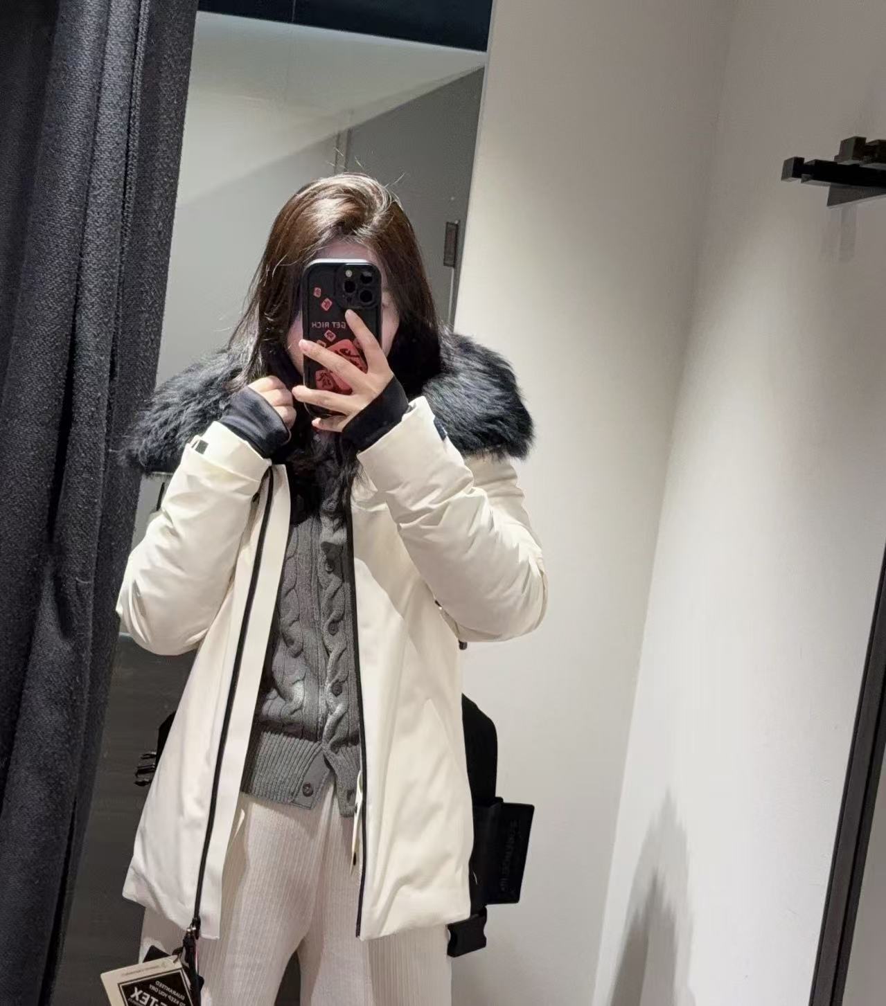 Moncler Grenoble 女士狐狸毛羽絨滑雪外套 精工 精品