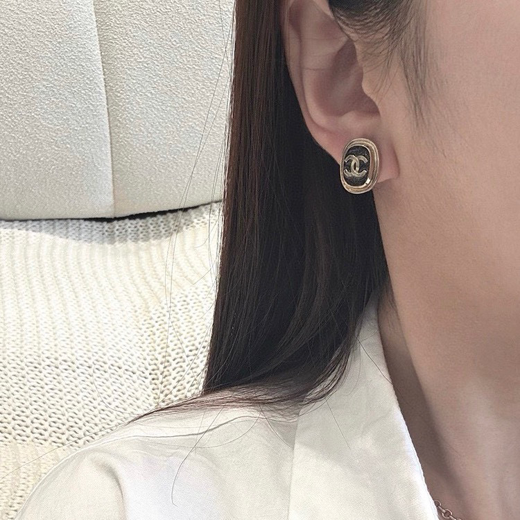 Chanel 黑金流晶方圓耳釘 精品 精工
