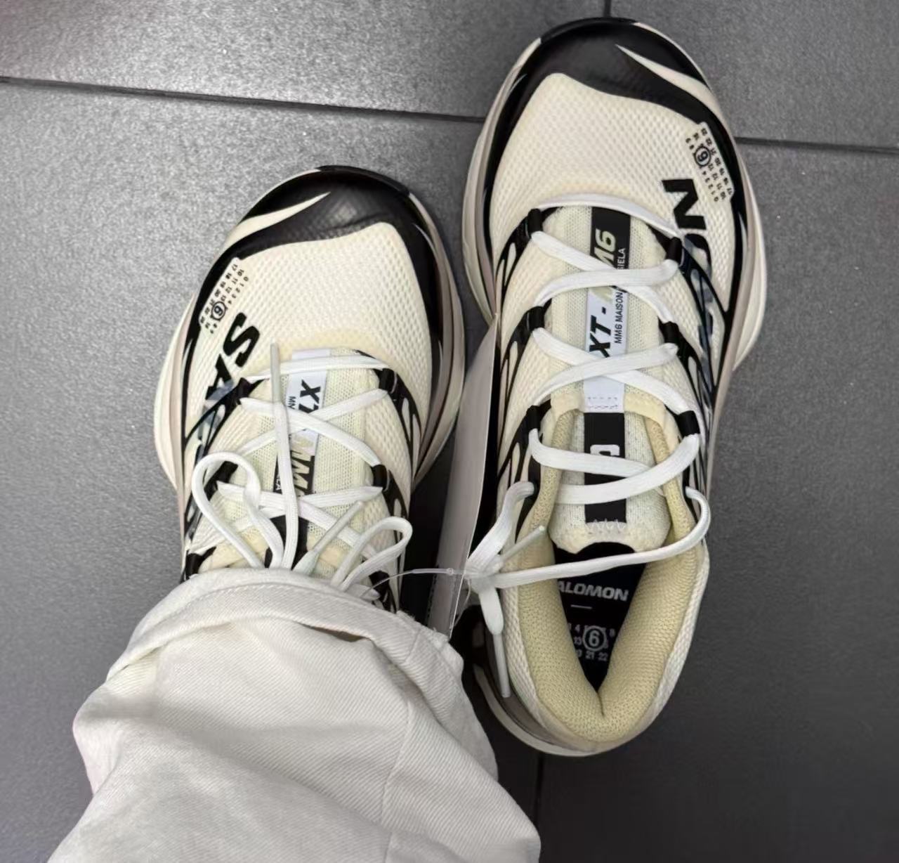 AGUA by Agua Bendita X MM6聯名系列限定XT運動鞋,時尚復刻。