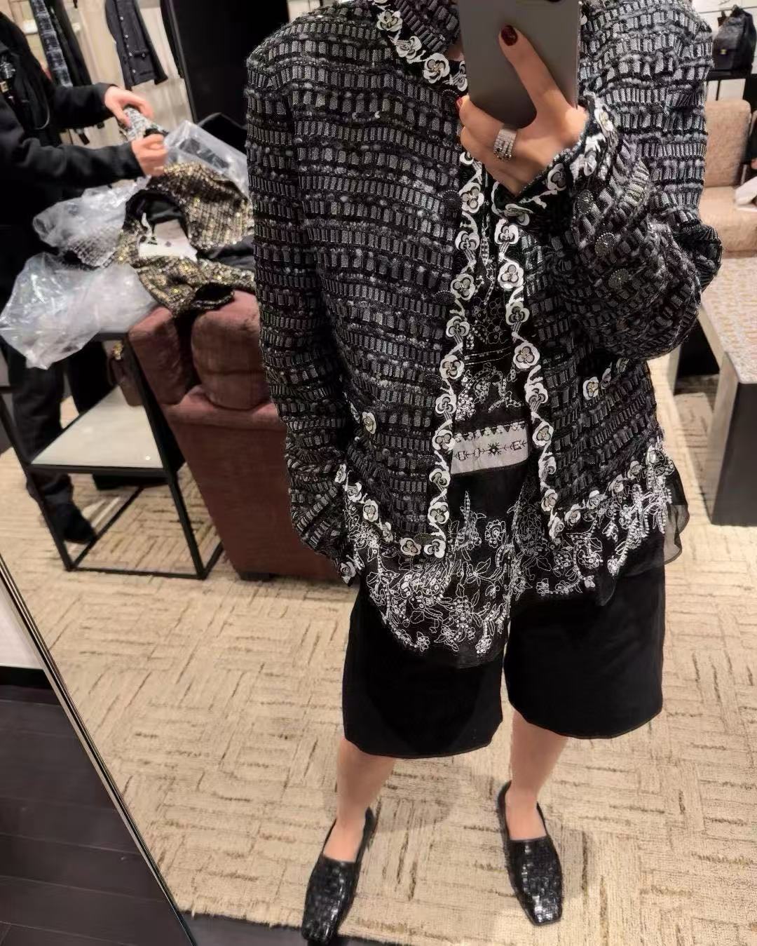 Chanel  花朵串珠粗花呢外套 精工 精品