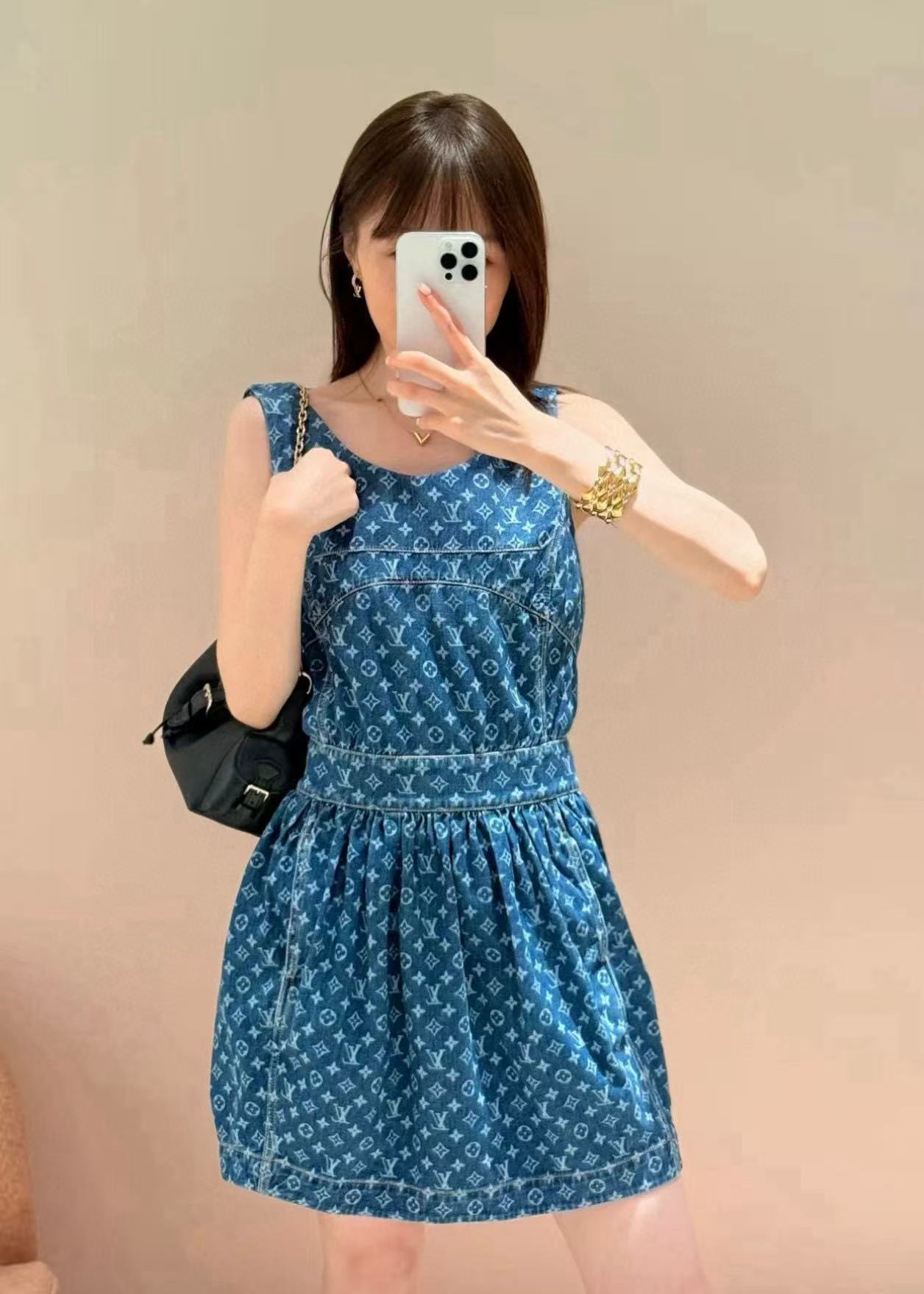 Louis Vuitton 滿版老花牛仔背心連衣裙 精品 高仿