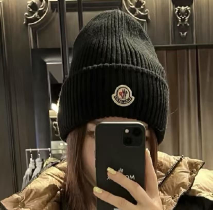 Moncler 蒙口羊毛針織毛帽 精品 1:1