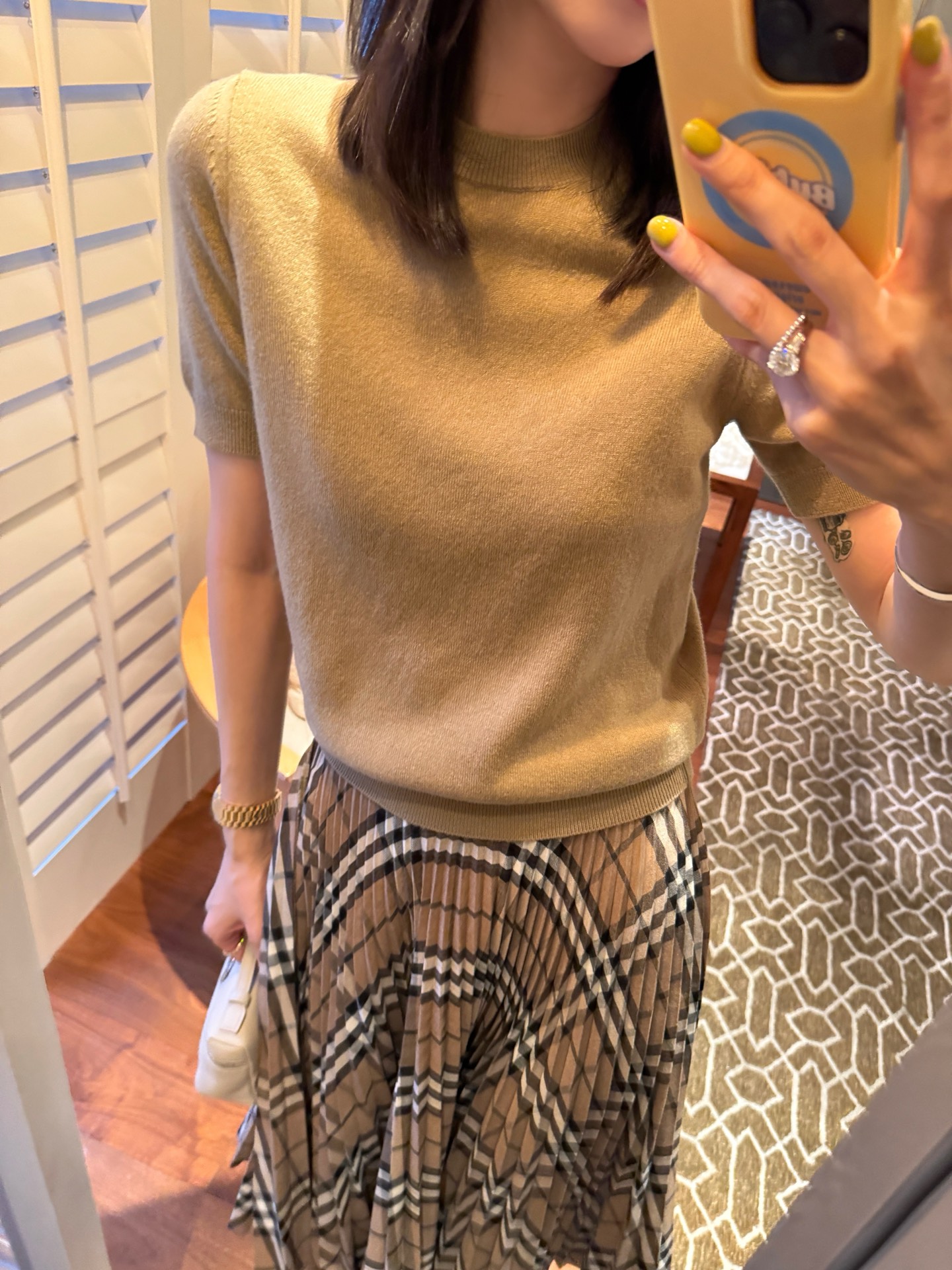 Burberry 下擺騎士刺繡針織短袖 精品 時尚