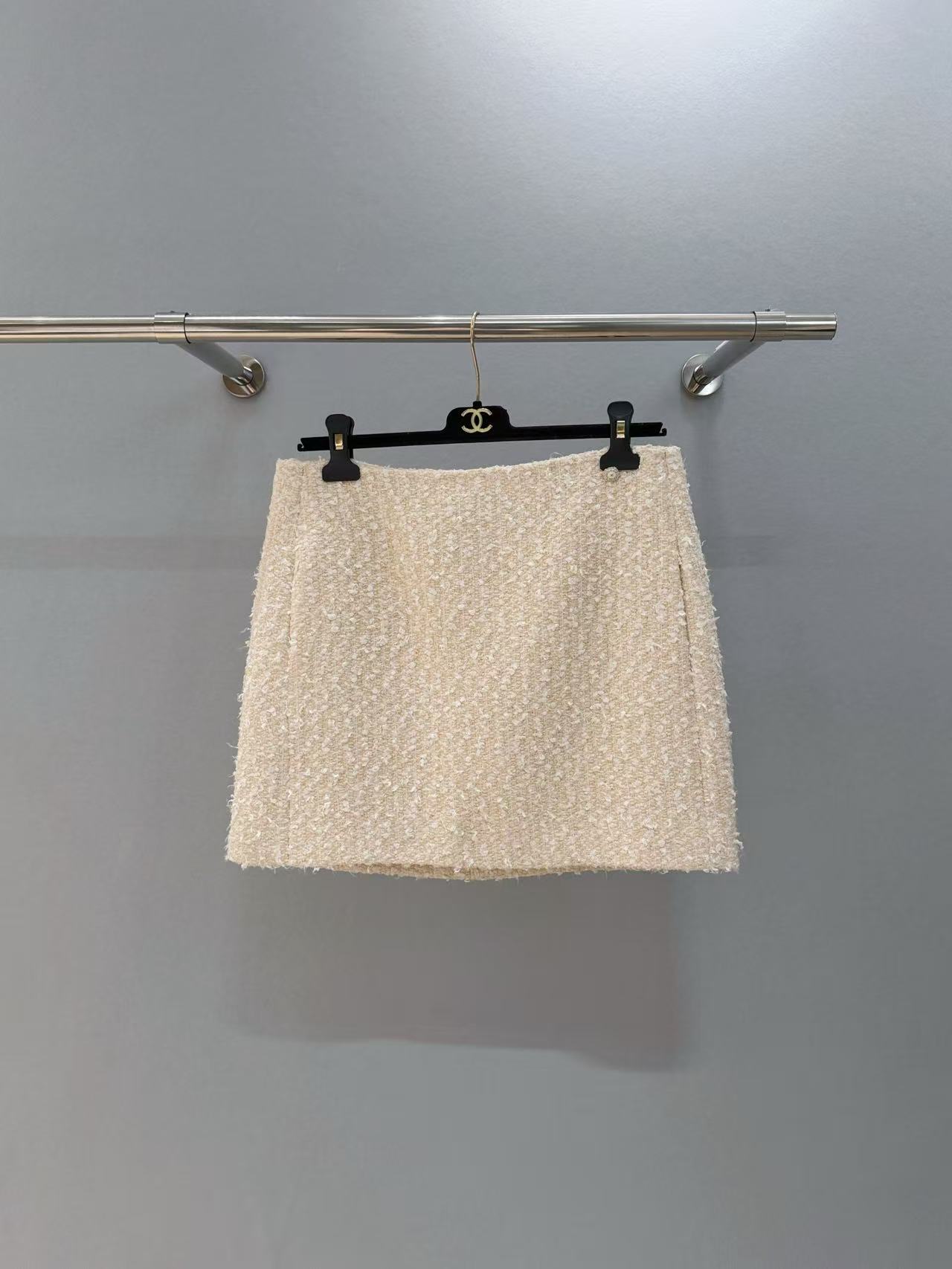 Chanel   25K燕麥色粗花呢半裙 精品 時尚