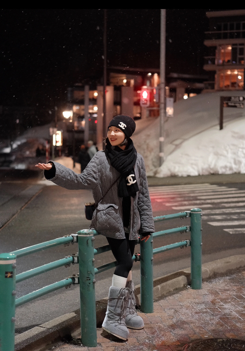 Chanel 粗針織羊絨圍巾 精品 高仿