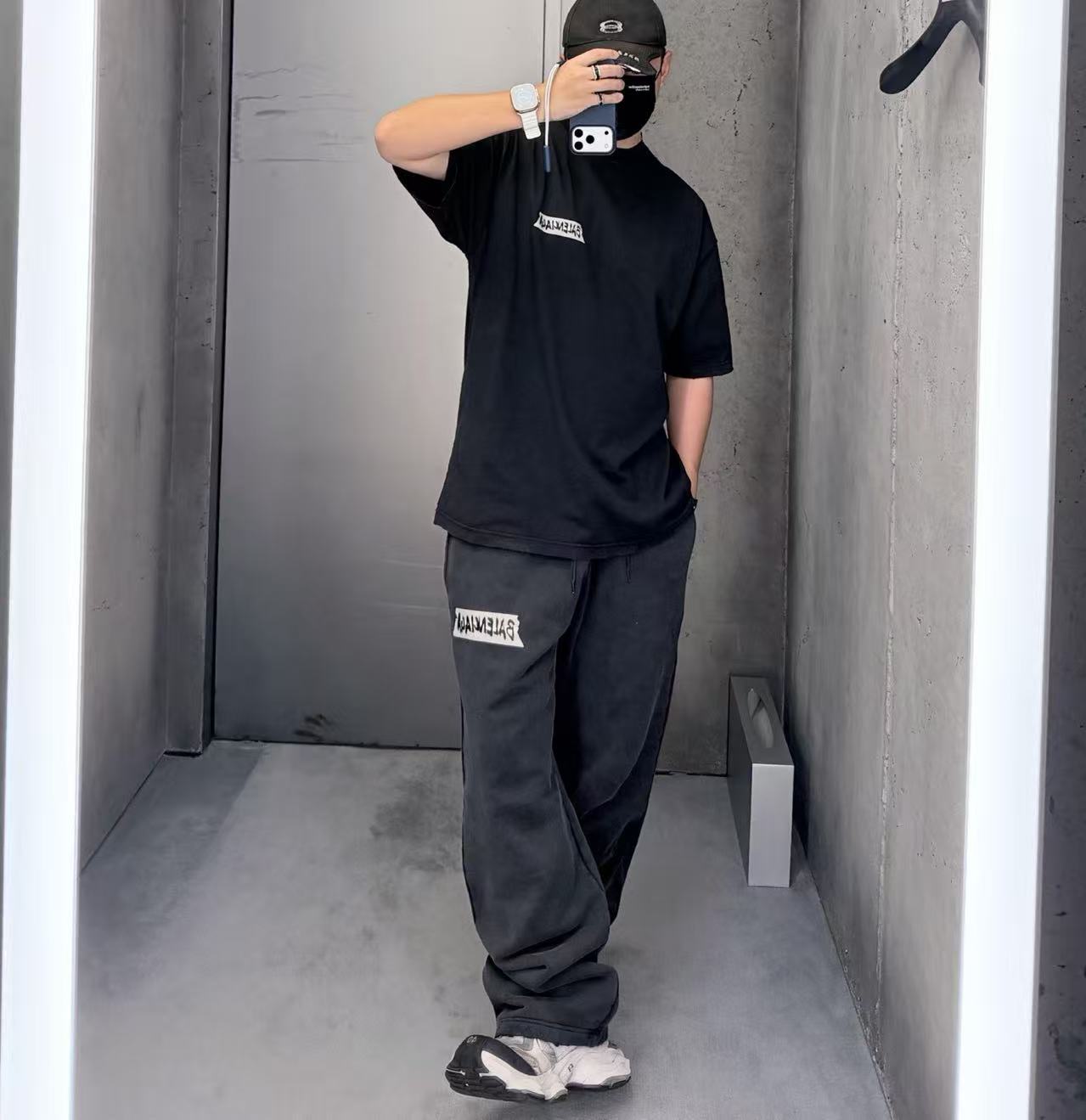 Balenciaga 白膠底字母直筒長褲 精品 高仿