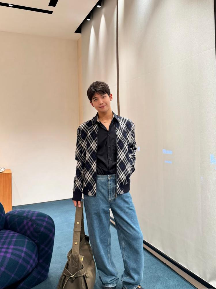 Burberry   格紋羊毛羊絨混紡飛行夾克 精品 A貨