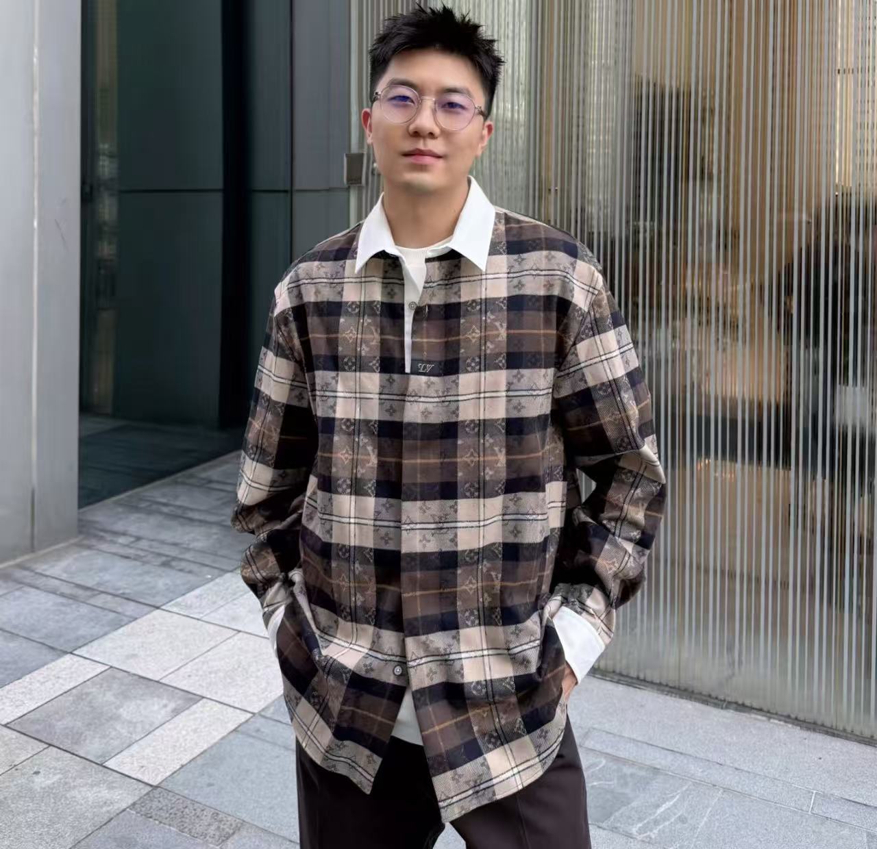 Louis Vuitton  滿版老花法蘭絨襯衫 精品 精工