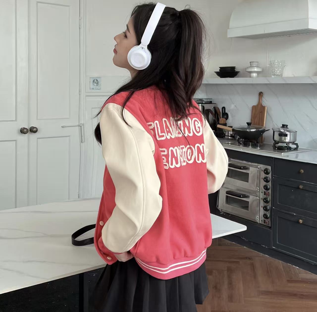 雙十一重磅福利款-Celine 拼接後背字母棒球外套 精品 時尚 - 3