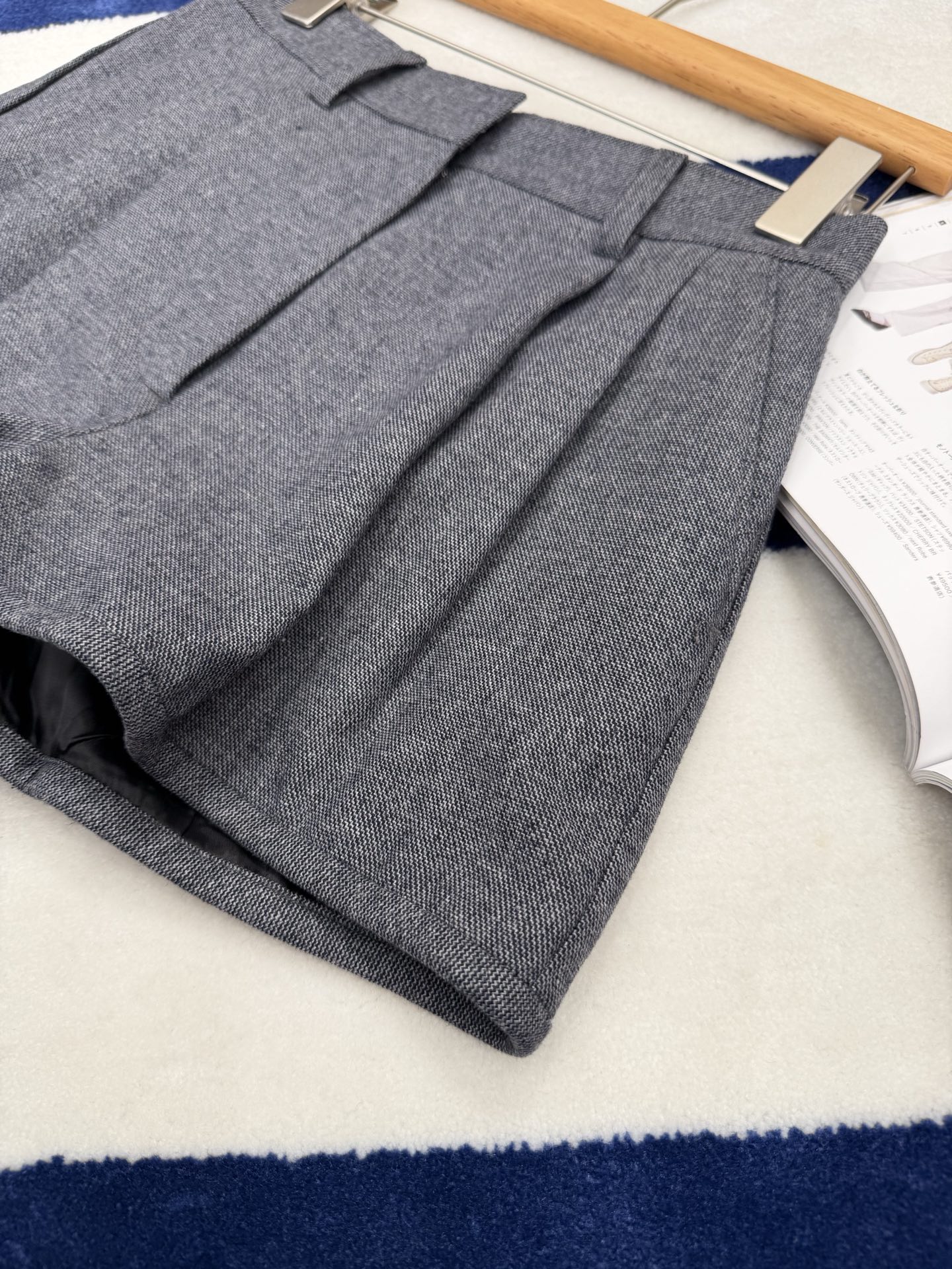 Prada  灰色扭結短褲 精品 高仿 - 8