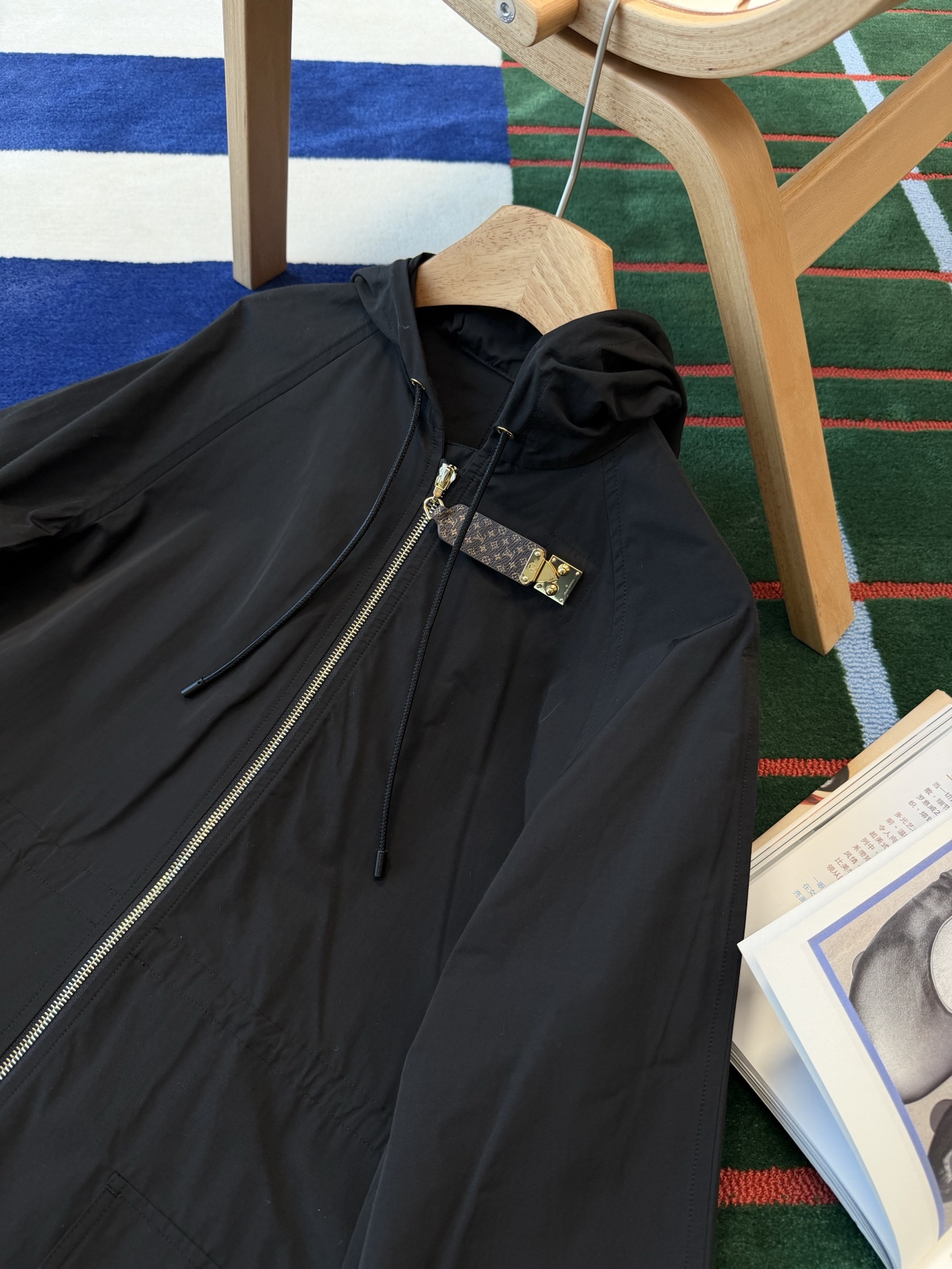 Louis Vuitton 帽抽繩風衣外套 高仿 時尚 - 3