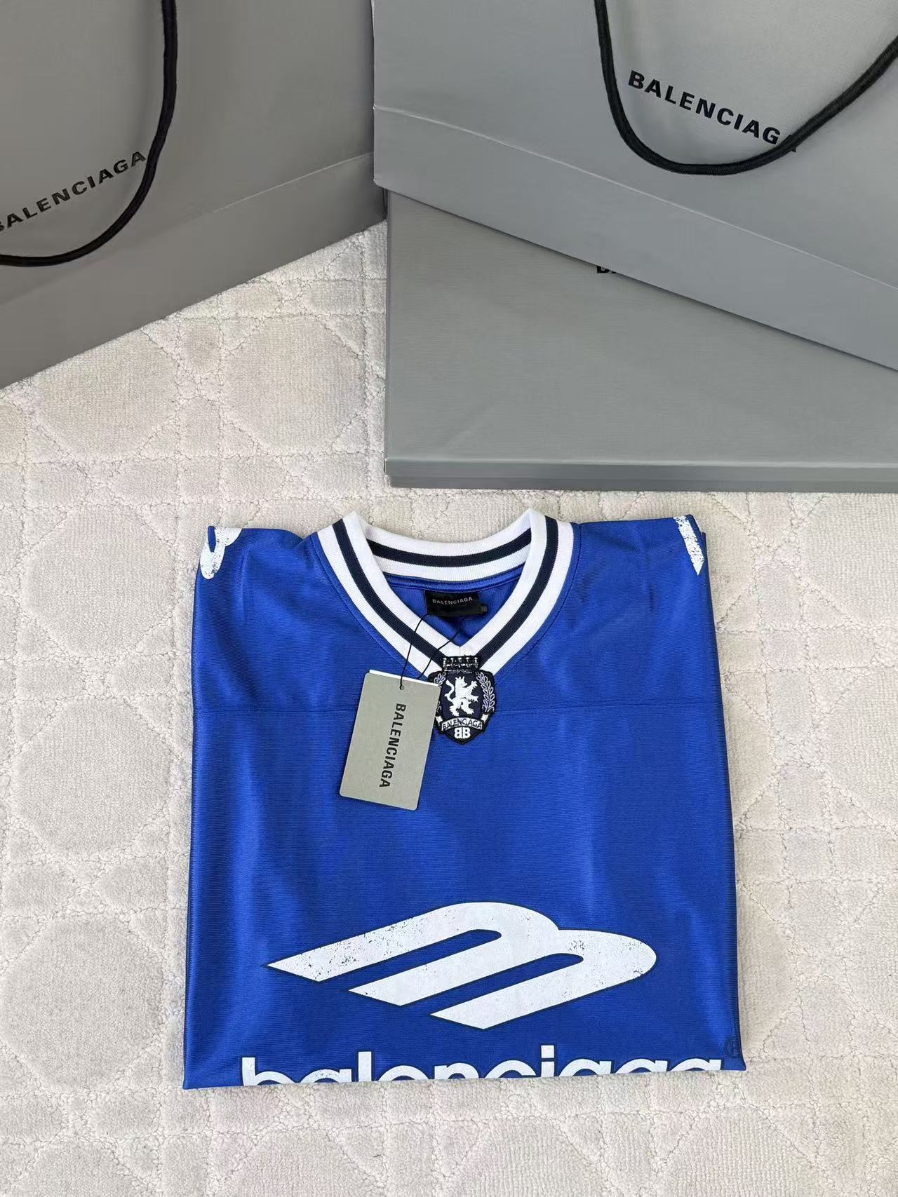 Balenciaga   曼聯聯名足球寬鬆短袖 精品復刻 - 7