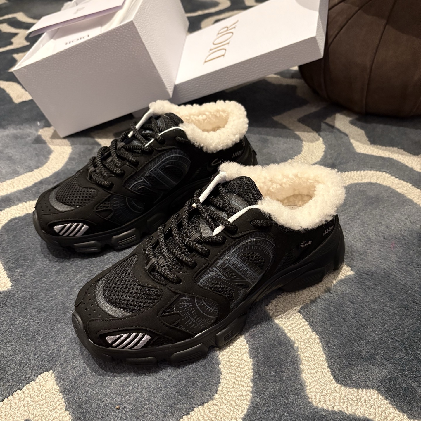 Dior  露跟式皮毛一體運動鞋 精品 高仿 - 40