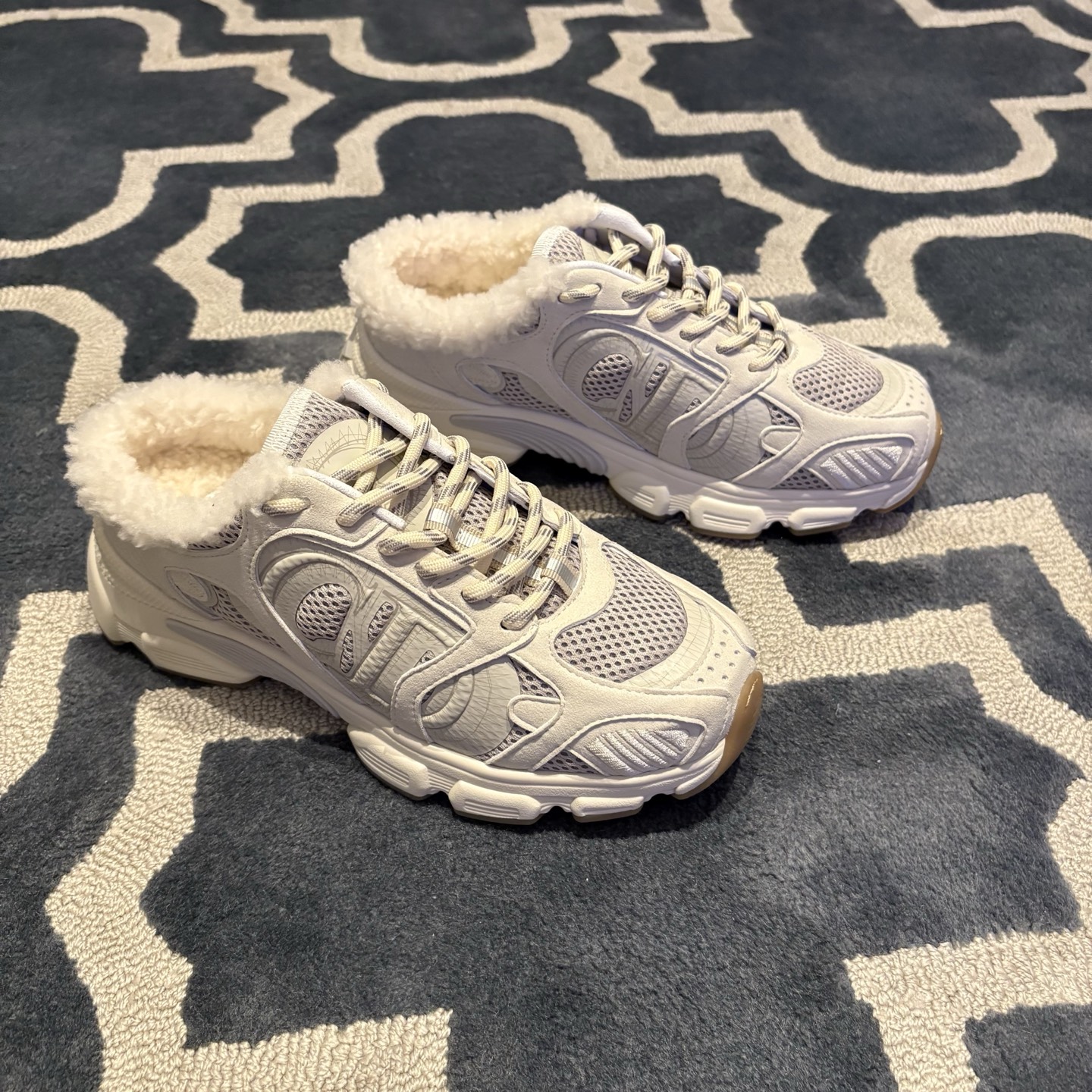 Dior  露跟式皮毛一體運動鞋 精品 高仿 - 46