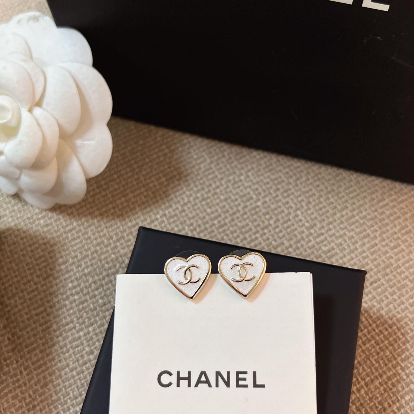 Chanel 25p白愛心耳釘 精品 超A - 4