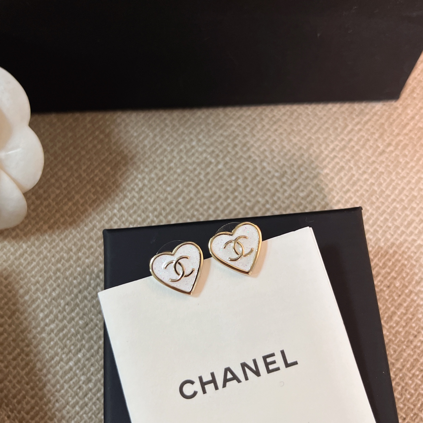 Chanel 25p白愛心耳釘 精品 超A - 5