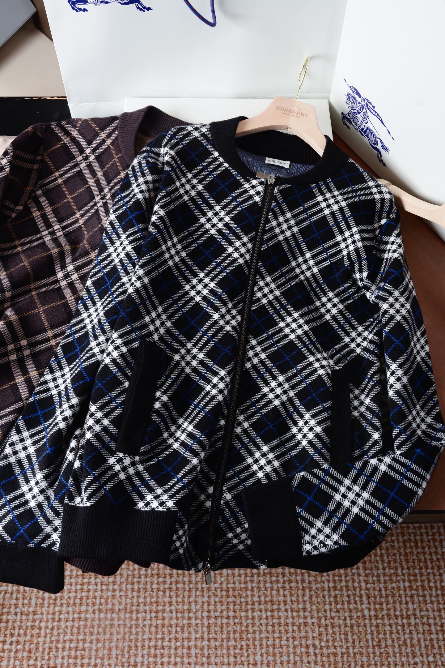 Burberry 格紋羊毛羊絨混紡飛行夾克 精品 A貨 - 9