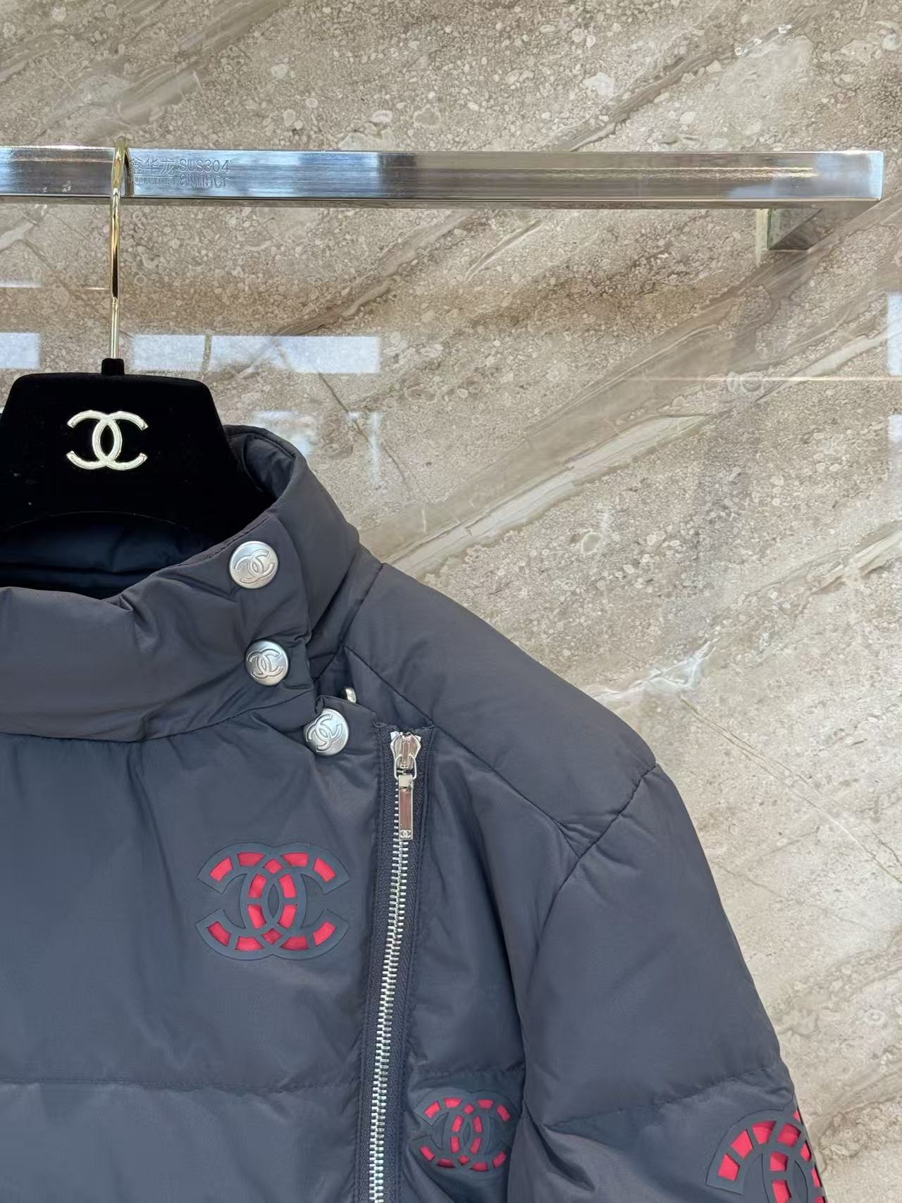 雙十一重磅福利款-Chanel 雙C標誌羽絨外套  – 精品復刻 - 7