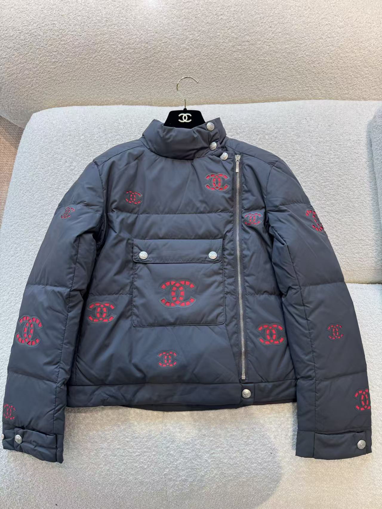 雙十一重磅福利款-Chanel 雙C標誌羽絨外套  – 精品復刻 - 12