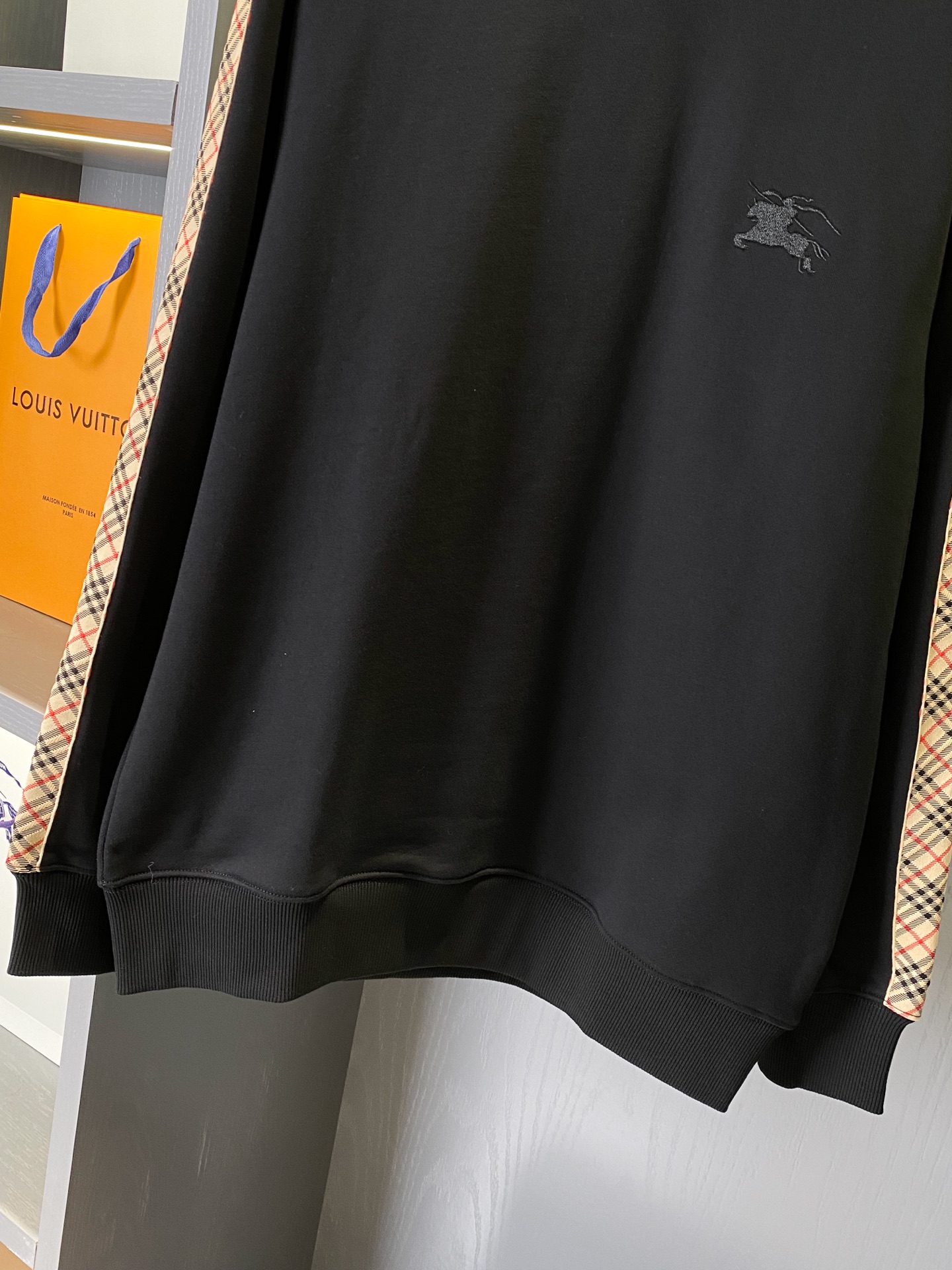 Burberry 側邊格紋裝飾棉質圓領衛衣 精品 高仿 - 14