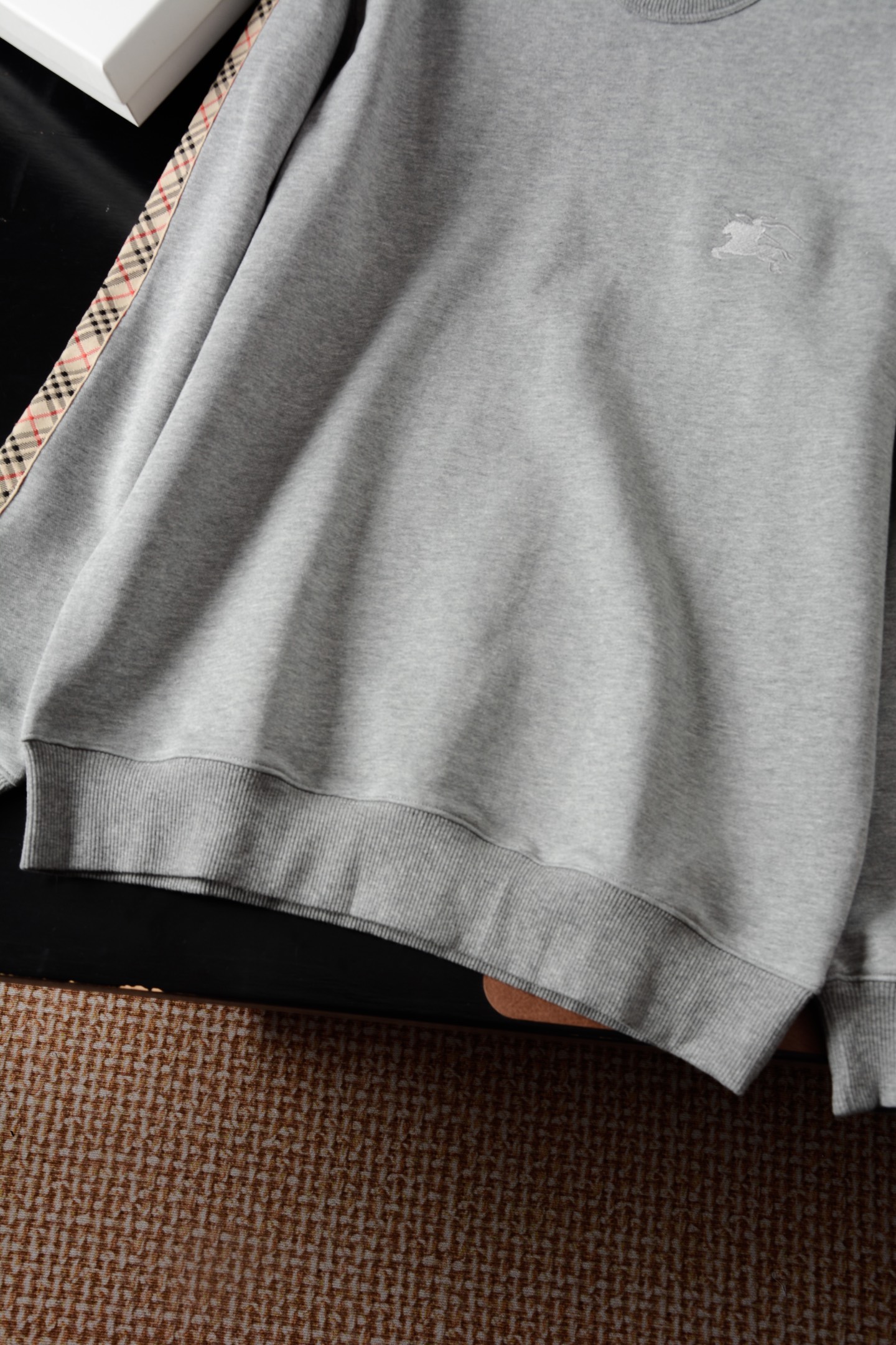 Burberry 側邊格紋裝飾棉質圓領衛衣 精品 高仿 - 23