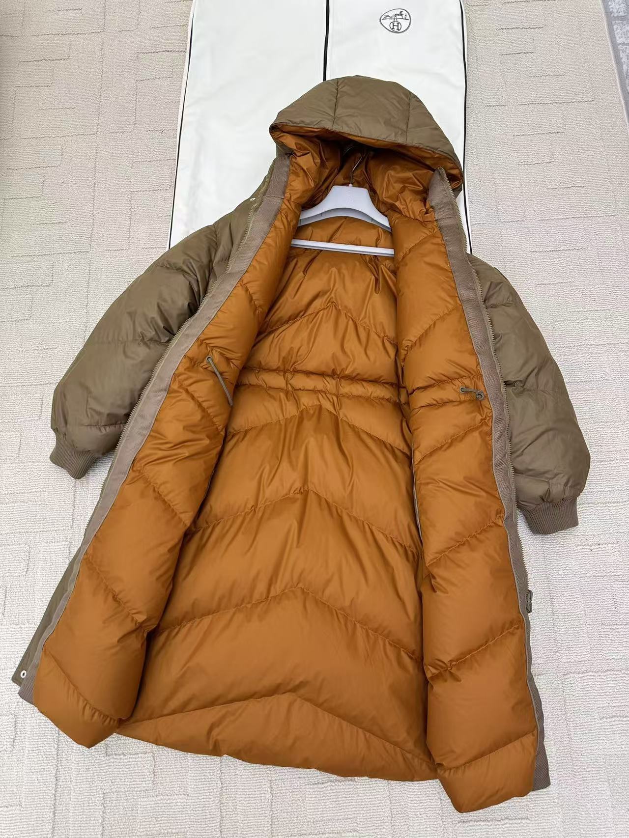 秋冬重磅特惠福利-Hermès 雙面穿長款羽絨外套 - 10